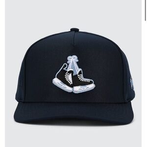 Waggle Lace ‘em Up SnapBack Hat